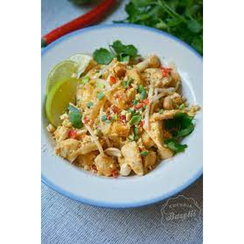 PAD THAI z kurczakiem